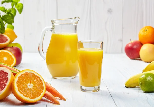 Glasses with fresh juices — Stock Photo, Image