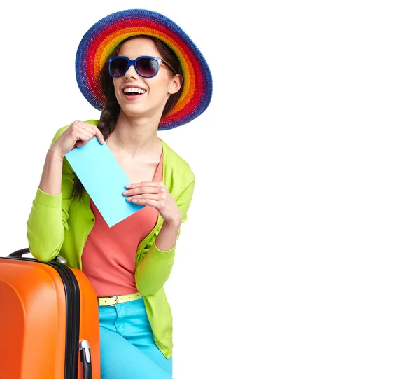 Retrato de turista feminina com mala de viagem e pa de embarque — Fotografia de Stock