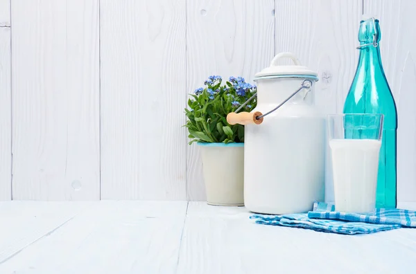 Dairy products on vintage table — Stock Photo, Image