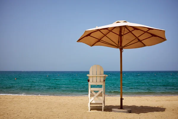 Badvakts stol på stranden — Stockfoto