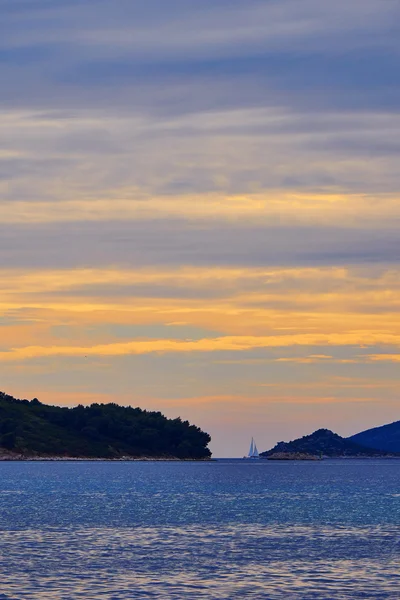 Prachtige zonsondergang in Kroatië — Stockfoto