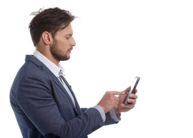 cep telefonuyla konuşan işadamı