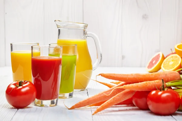 Fresh juices in glasses — Stock Photo, Image