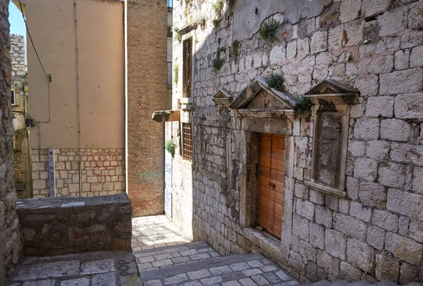 Strada laterale in Croazia — Foto Stock