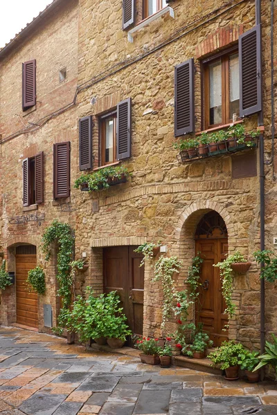 Typisch Italiaanse straat — Stockfoto