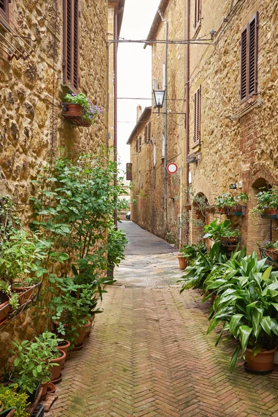 Typisch italienische Straße — Stockfoto