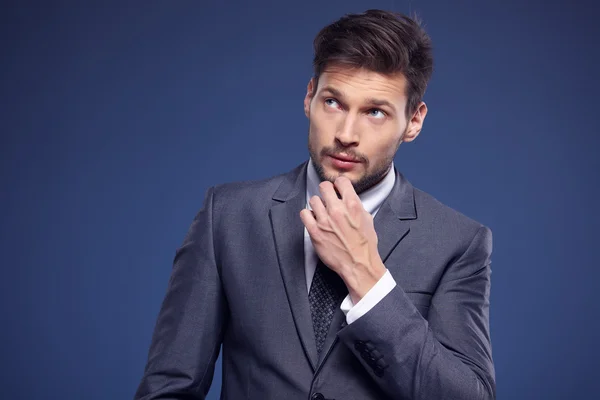 Joven hombre de negocios guapo — Foto de Stock