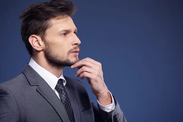 Joven hombre de negocios guapo — Foto de Stock