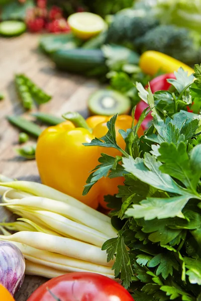 Vegetables on wooden table — Stock Photo, Image