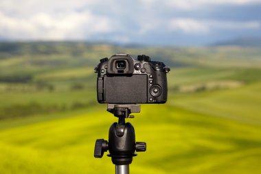 Tuscany tepeler fotoğraf çekimi kamera