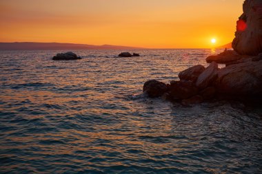 Gün batımında Rock Island