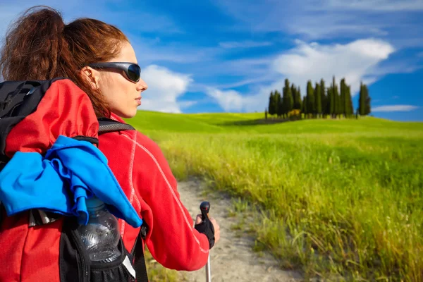 Backpacker traveling along Italy — Stock Photo, Image