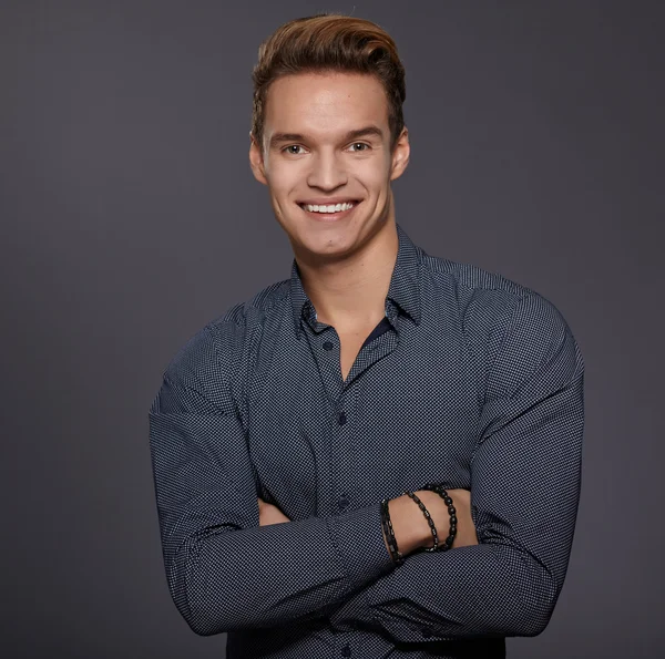 Man posing in studio — Stock Photo, Image