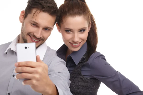 Casal jovem tomando selfie — Fotografia de Stock