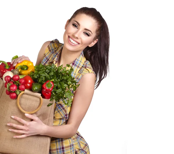 Jonge vrouw met groenten — Stockfoto