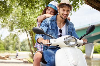 Çift motorla birlikte