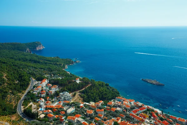 Das malerische panorama der adriatischen küste in der nähe der stadt sve — Stockfoto