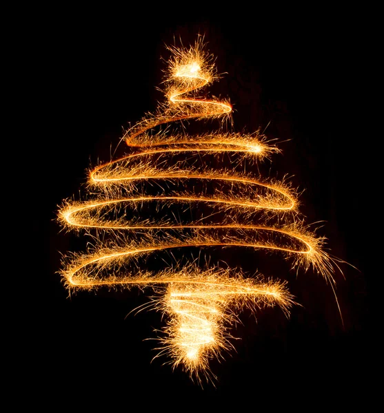 Kerstboom gemaakt door sparkler op een zwart — Stockfoto