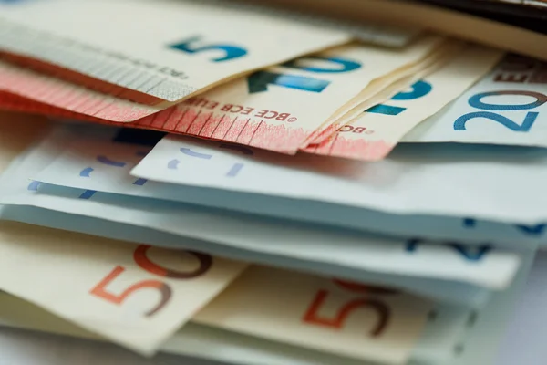 Geld eurobankbiljetten — Stockfoto