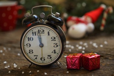 Noel arka plan üzerinde Vintage saat