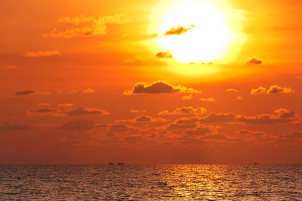 Gün batımında denize — Stok fotoğraf