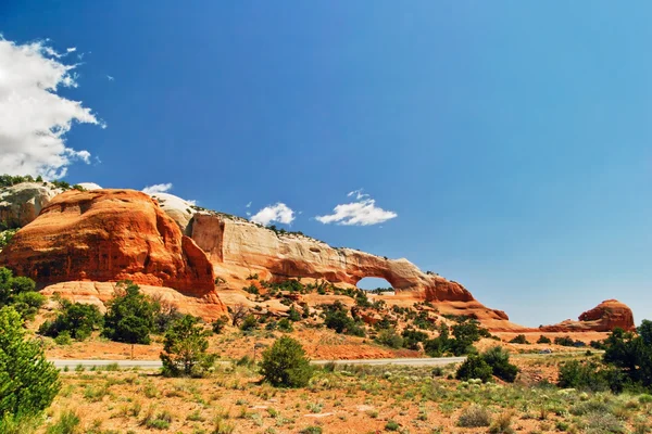 Día soleado en Arches Canyon — Foto de Stock