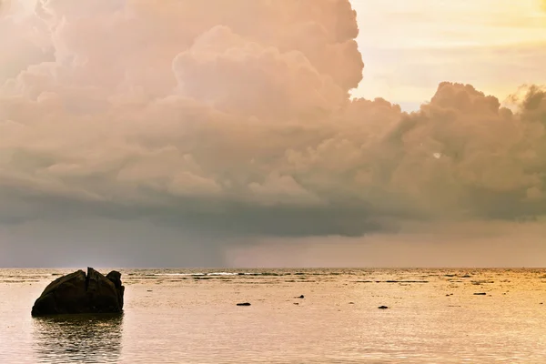 Vista panorámica del mar al atardecer — Foto de Stock