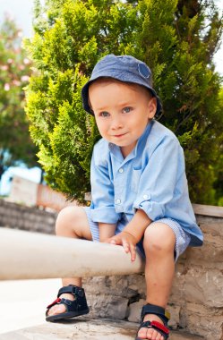 mutlu bir çocuk portresi