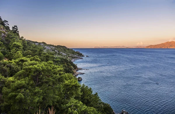 Paysage Avec Mer Montagnes Coucher Soleil Turunc Village Turquie — Photo