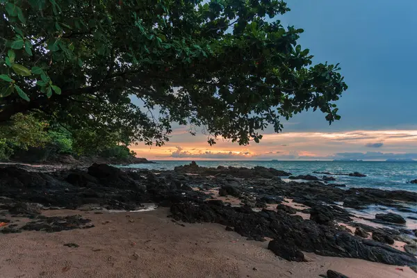 Beautiful Sunset Rock Beach Phuket Thailand — Stock Photo, Image