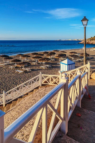 Ступени Пляже Скале Пляж Эль Дюк Тенерифе Канарские Острова Испания — стоковое фото