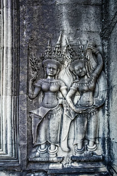 Apsara en la pared de Angkor Wat — Foto de Stock