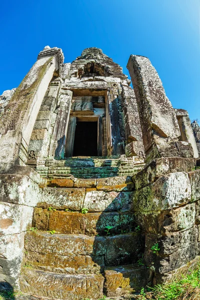 Tempio Bayon nel complesso di Angkor Wat — Foto Stock