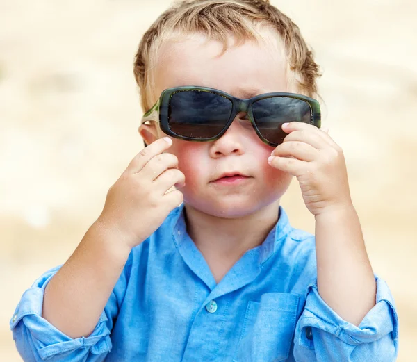 Portrait of cute 2,5 years old child — Stock Photo, Image