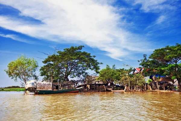 A aldeia na água — Fotografia de Stock