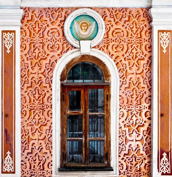 Detalhe de uma parede de igreja — Fotografia de Stock