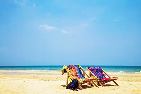 Sillas de playa sol — Foto de Stock