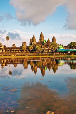 Angkor wat Tapınağı günbatımı ışığı