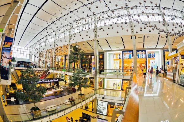 Дзен торговый центр внутри — стоковое фото