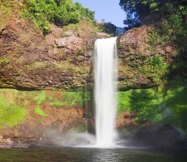 Tad E Tu Waterfall — Stock Photo, Image