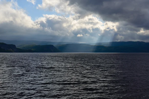 Newfoundland gölde alabalık Nehri — Stok fotoğraf