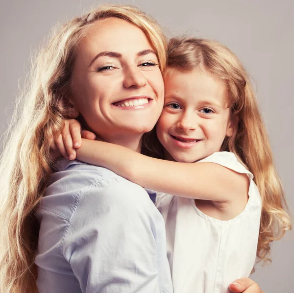 Mother Little Girl Parent Child Happy Family Clouse — Stock Photo, Image