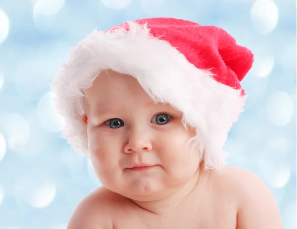 戴着圣诞帽的宝宝 — 图库照片