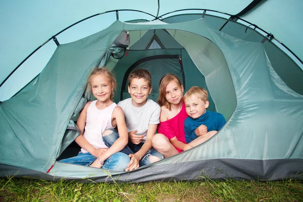 Children in a tent — Stock Photo, Image