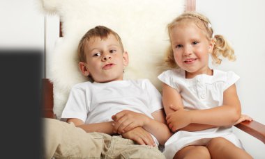 TV izlerken çocuklar