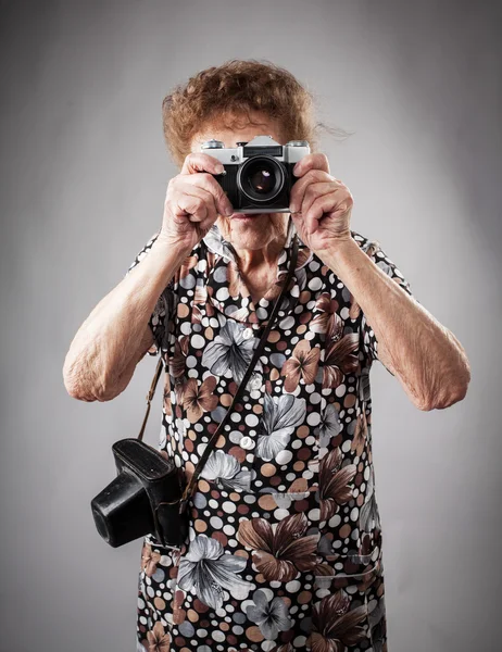 Oma-Fotografin — Stockfoto