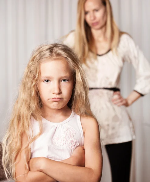 Maman jure par sa fille — Photo