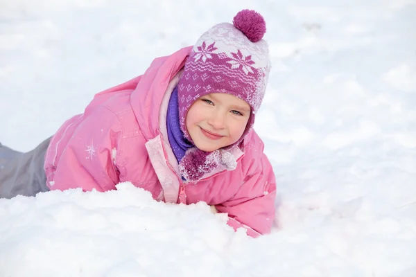 Menina no inverno — Fotografia de Stock