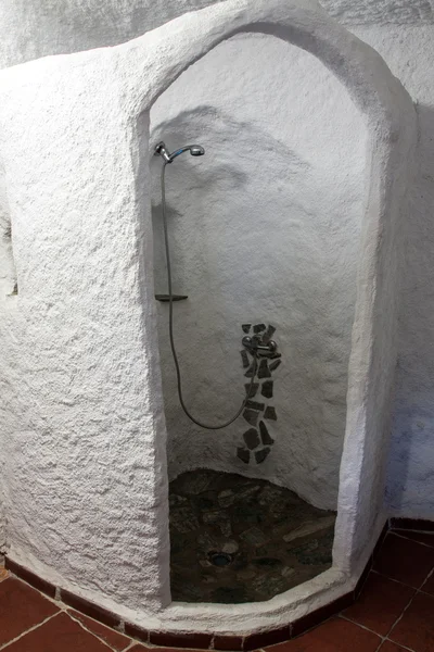 洞穴在西班牙的浴室 — 图库照片