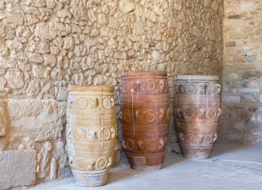 Kil kavanozları. Knossos Sarayı, Crete, Yunanistan